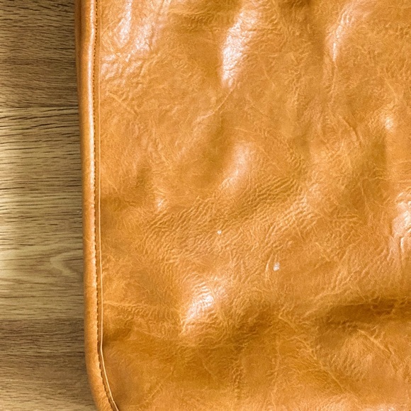 Vintage Crossbody Purse - Picture 4 of 5